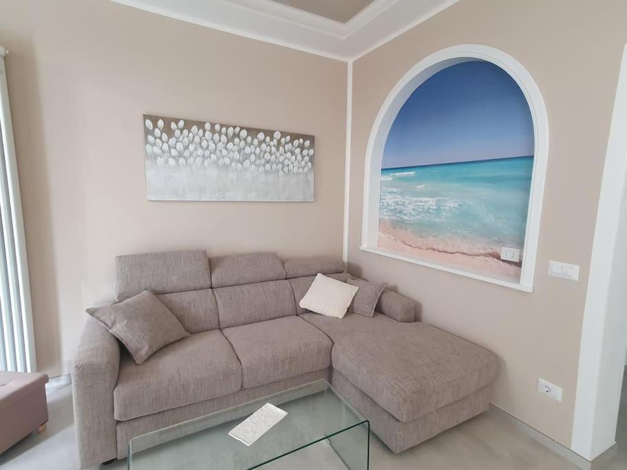 Lecci Al Mare Apartment San Vincenzo Luaran gambar